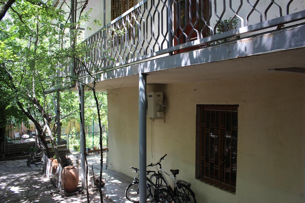 Old District Guest House Тбилиси Екстериор снимка