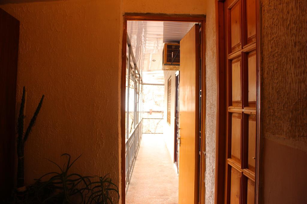 Old District Guest House Тбилиси Екстериор снимка