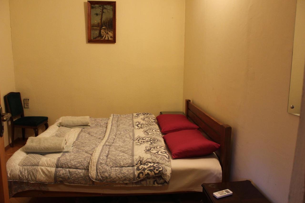 Old District Guest House Тбилиси Екстериор снимка