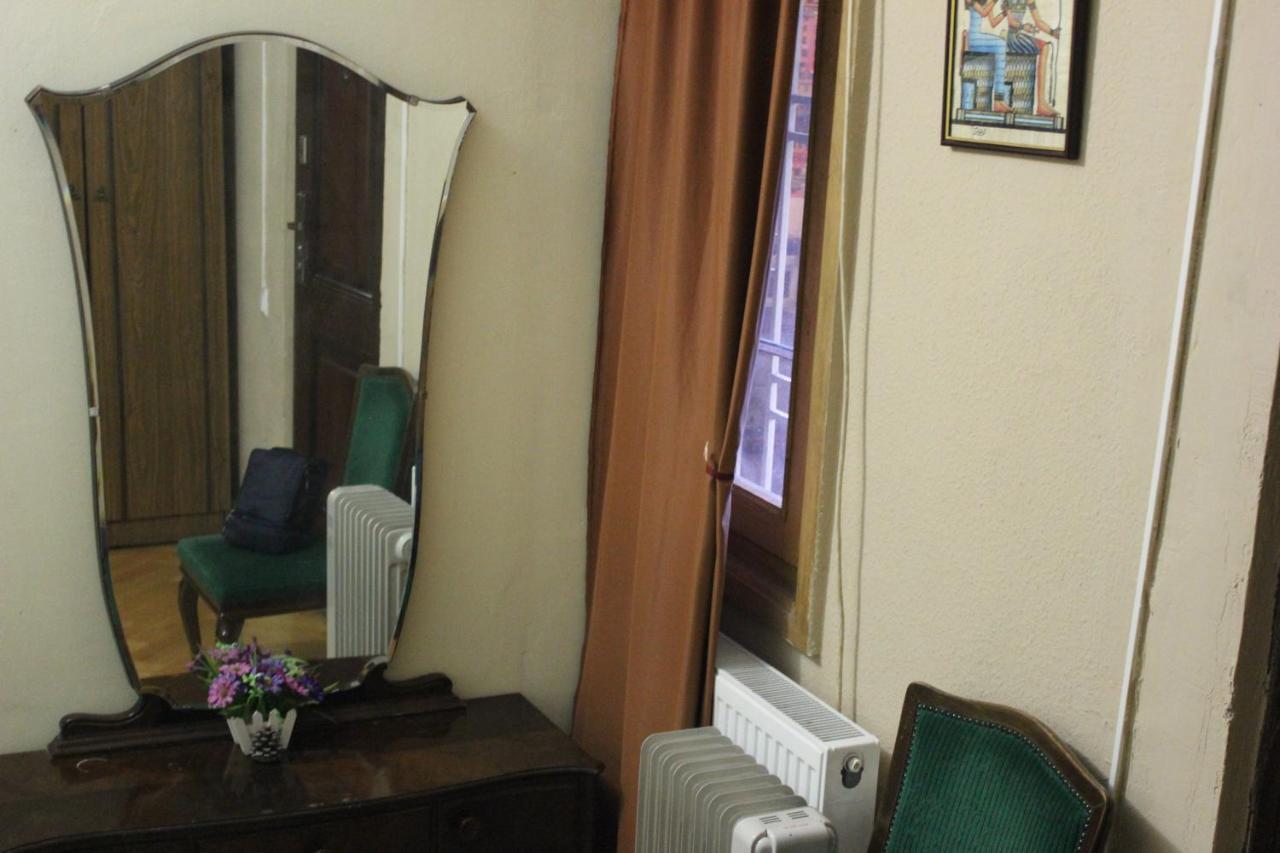 Old District Guest House Тбилиси Екстериор снимка